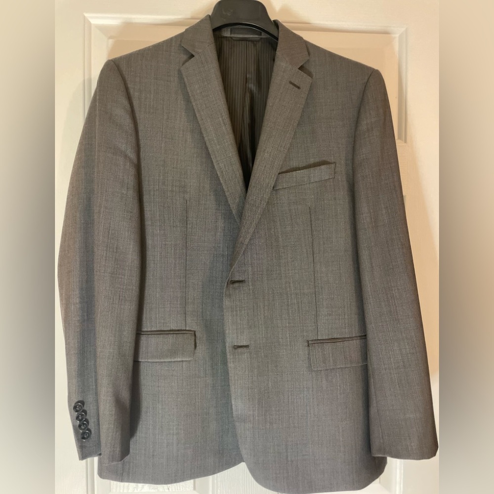 Calvin Klein. 100% wool suit jacket.